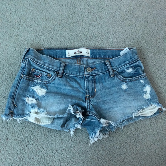 Brand new Hollister shorts - Picture 3 of 6